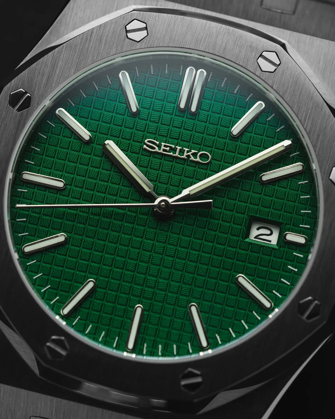 Emerald Seiko Oak